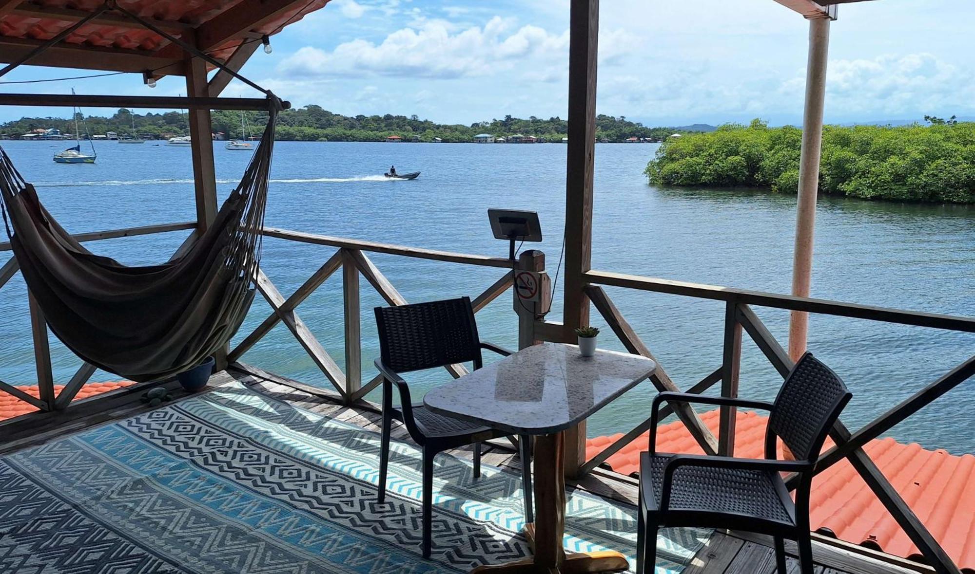 The Sunsetter Bed & Breakfast Bocas del Toro Exteriör bild